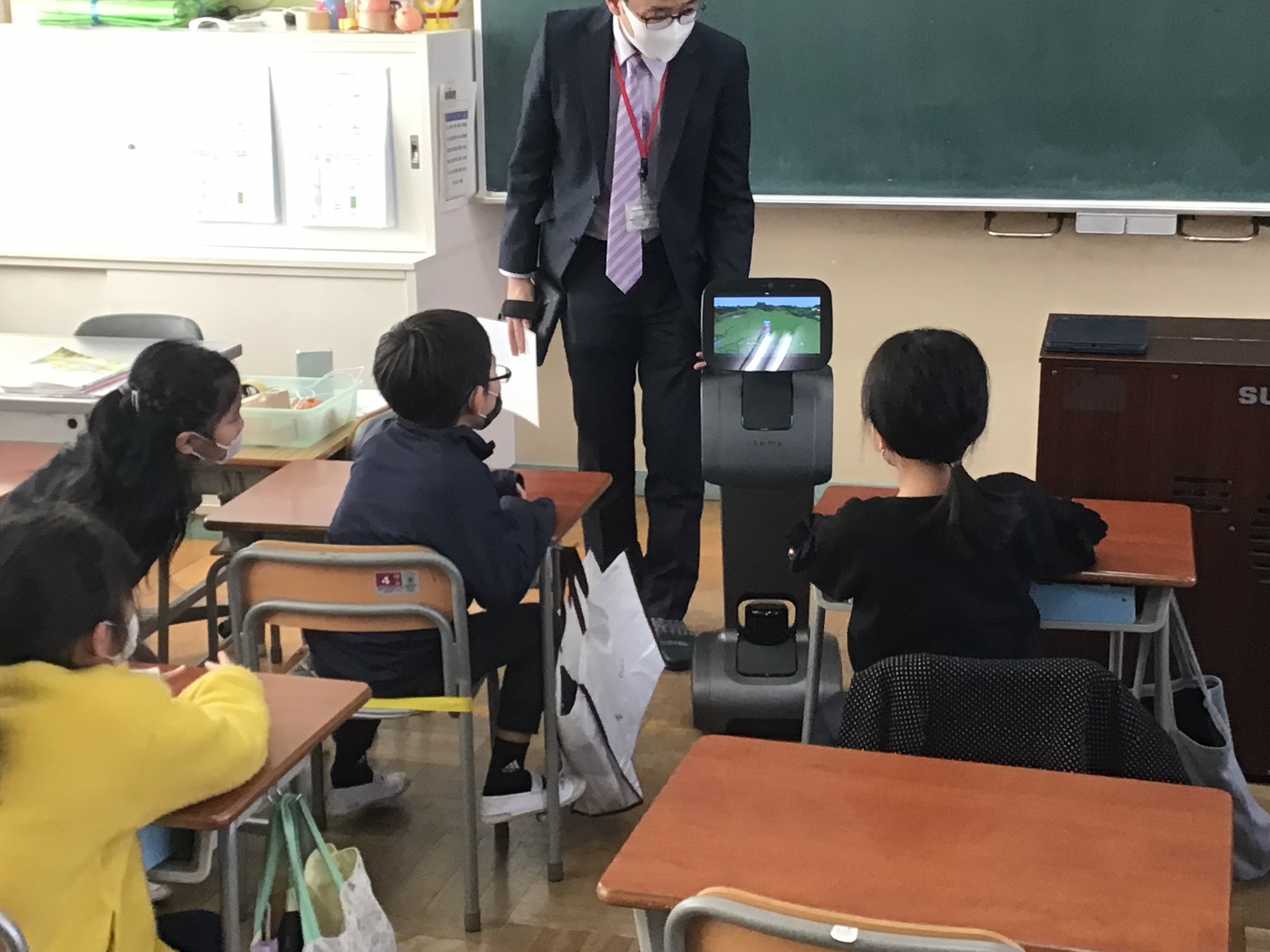 枚方市こども夢基金活用事業「ロボット同級生～キミの代わりにレッツゴー&#x203c;～」を実施しました！