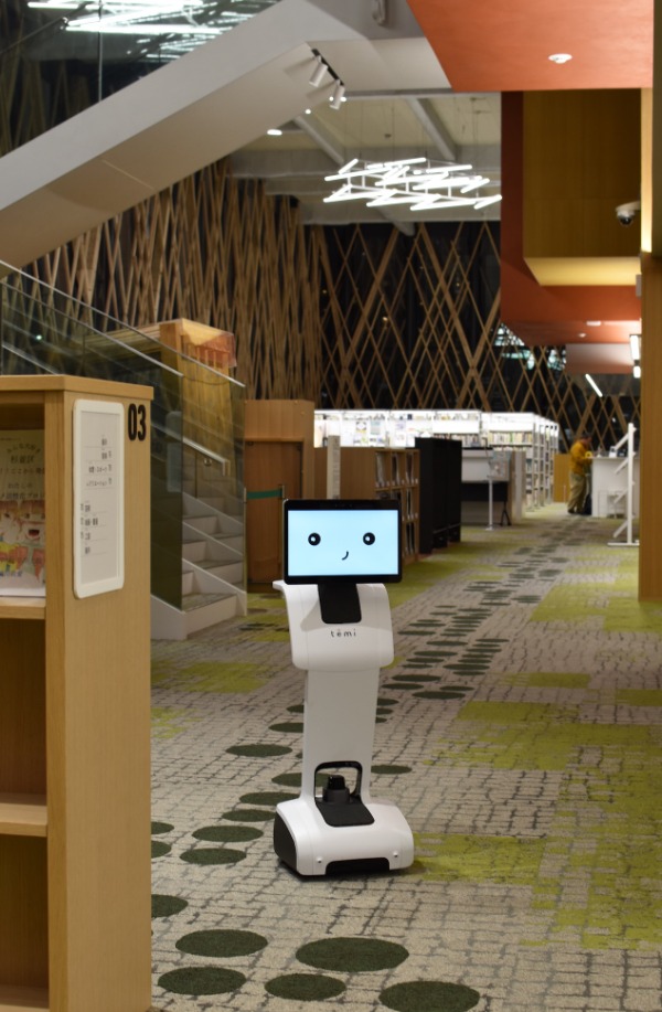 晴海図書館でのロボット「temi」実証実験について