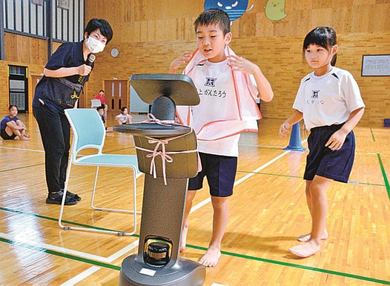 ロボ使い体動かす